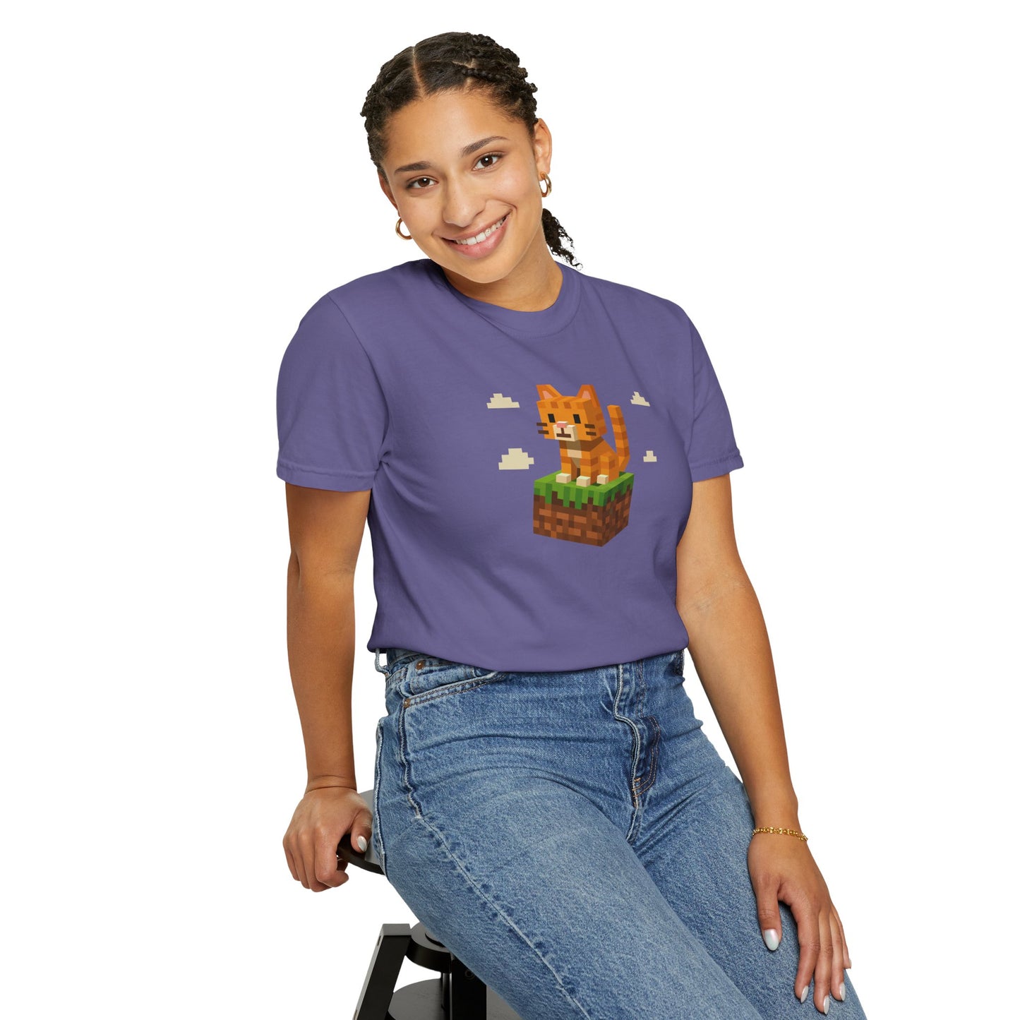 T-Shirt: Pixel Cat - Pixel Style Kitty Graphic Tee - Funny Unisex Shirt for Gamers and Cat Lovers with Retro Vibes