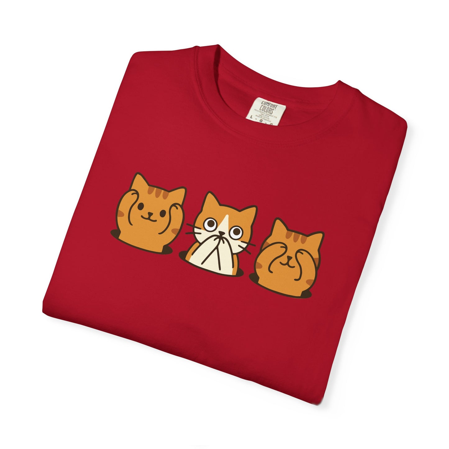 T-Shirt: Three Wise Cats - Funny See No Evil, Hear No Evil, Speak No Evil Kitty Tee - Cute Unisex Shirt for Cat Lovers