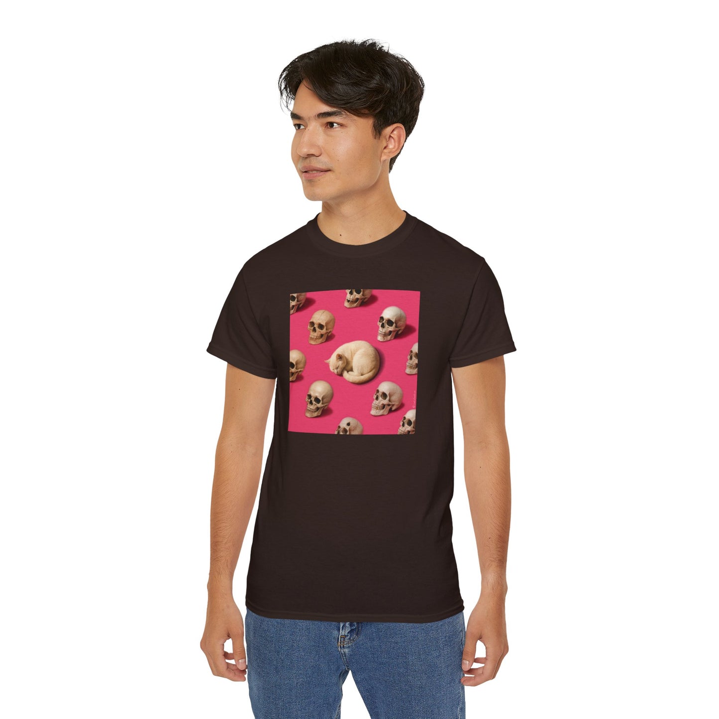 T-Shirt: The Cat and His Former Owners – Dark Humor Cat Graphic Tee – Funny Spooky Skull Unisex Shirt for Gothic Vibes