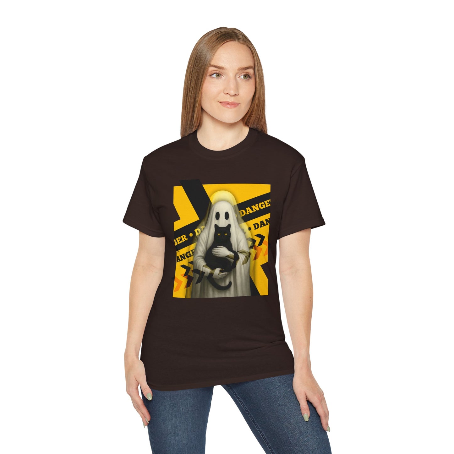 T-Shirt: Danger Cat and Ghost – Spooky Halloween Graphic Tee – Funny Unisex Shirt for Horror Fans