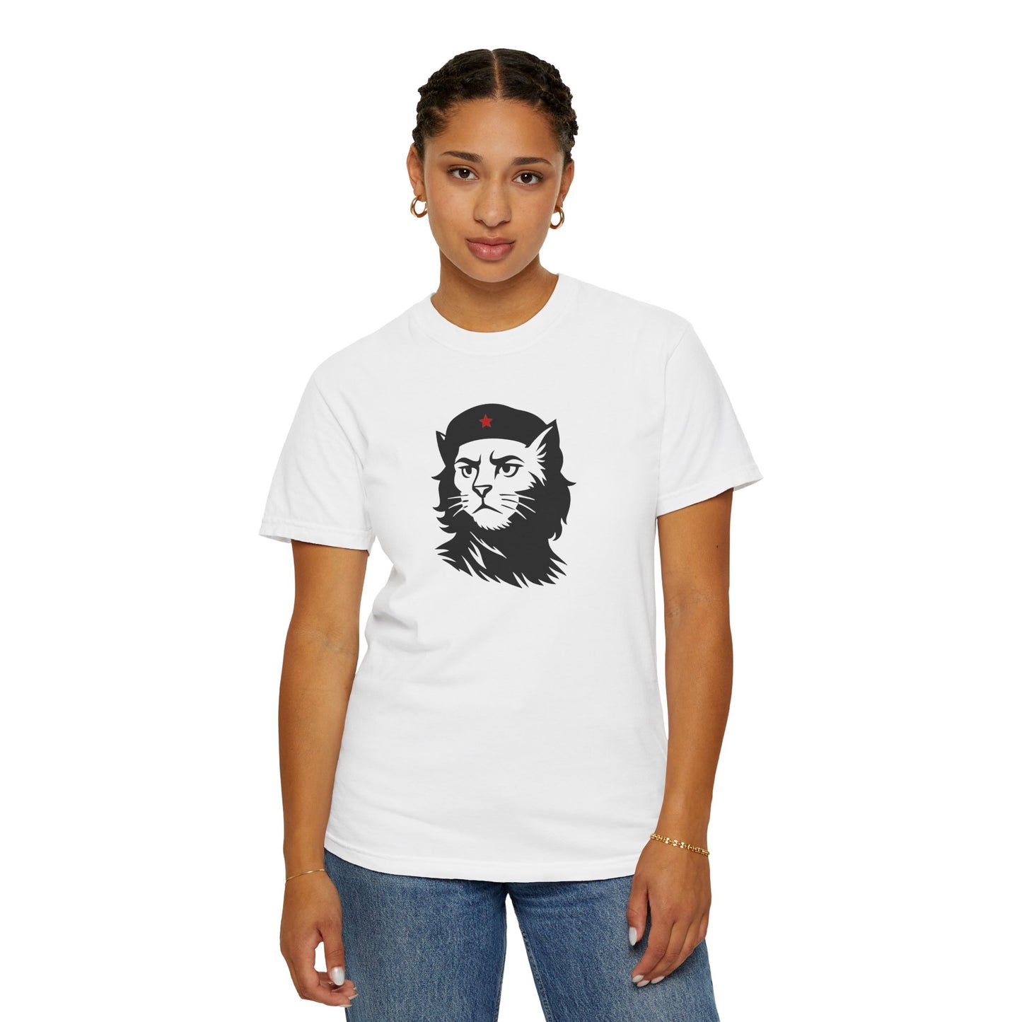 T-Shirt: Revolutionary Cat - Funny Che-Inspired Graphic Tee - Iconic Unisex Shirt for Cat Lovers and Political Satire Fans