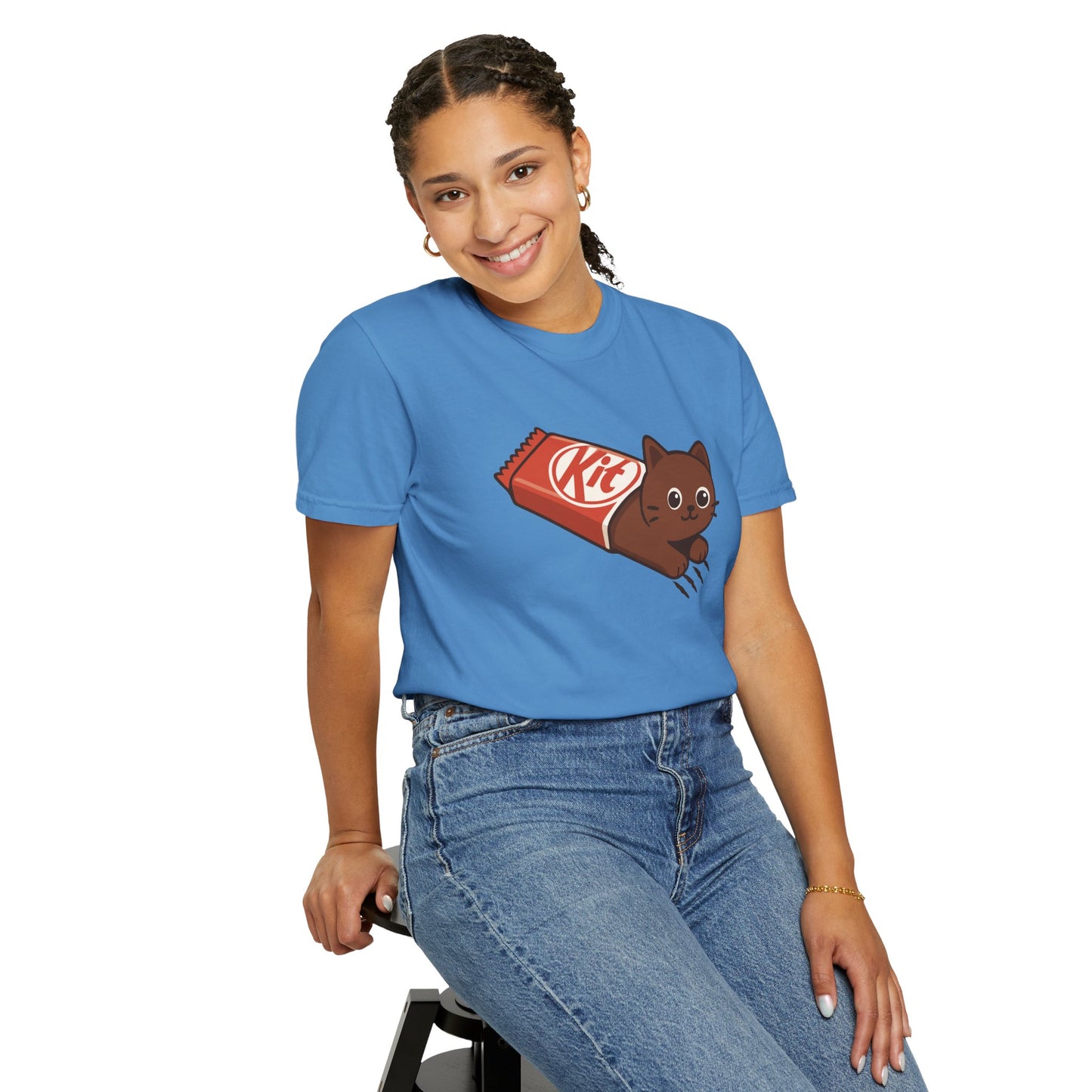 T-Shirt: KitCat Chocolate – Funny Kitten & Candy Bar Graphic Tee – Cute Cat Meme Shirt