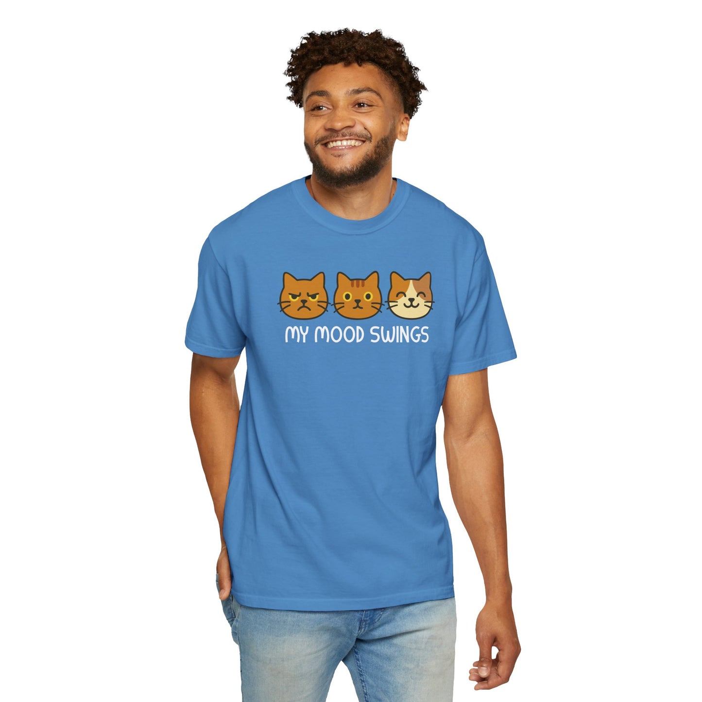 T-Shirt: My Mood Swings - Funny Cat Faces Graphic Tee - Cute Emotional Expression Shirt for Cat Lovers & Everyday Feels