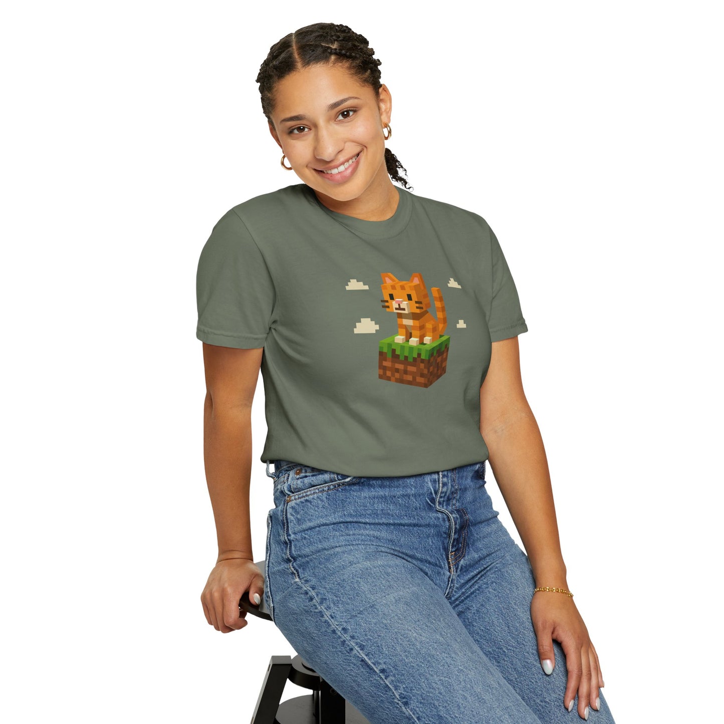 T-Shirt: Pixel Cat - Pixel Style Kitty Graphic Tee - Funny Unisex Shirt for Gamers and Cat Lovers with Retro Vibes