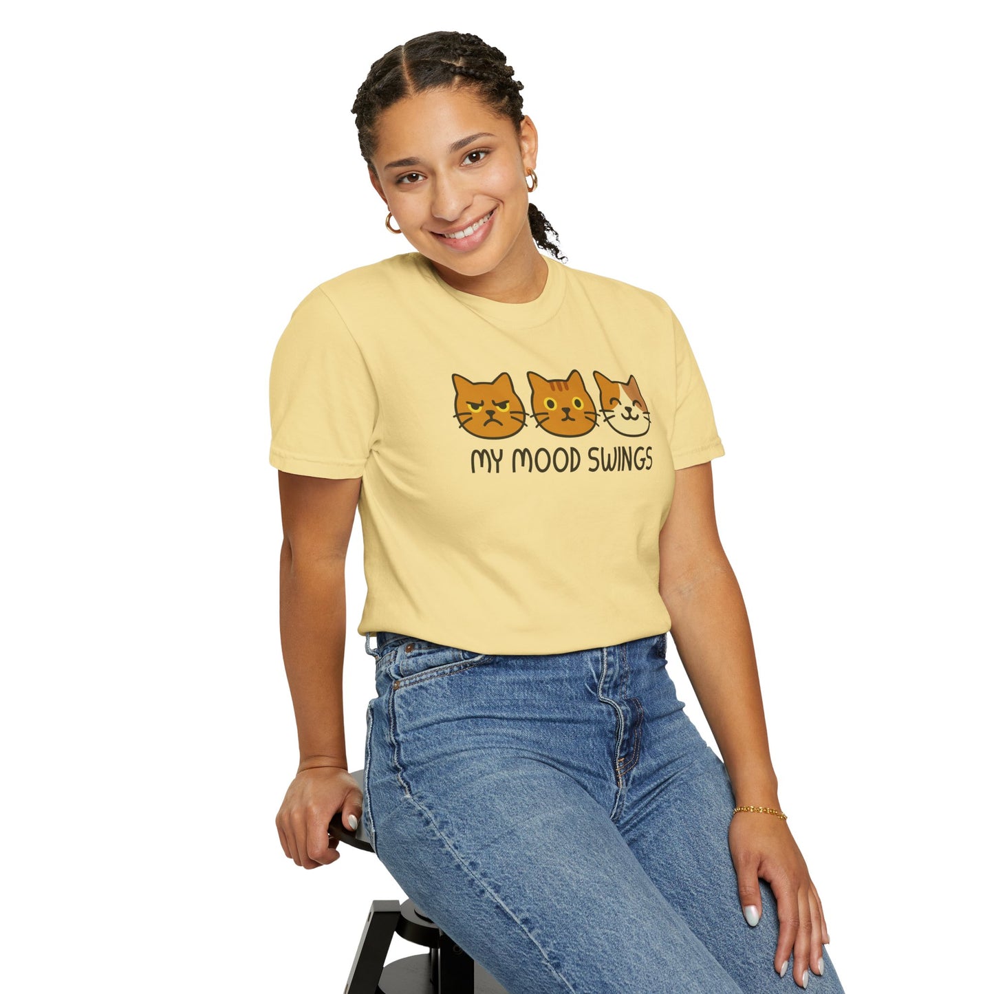 T-Shirt: My Mood Swings - Funny Cat Faces Graphic Tee - Cute Emotional Expression Shirt for Cat Lovers & Everyday Feels