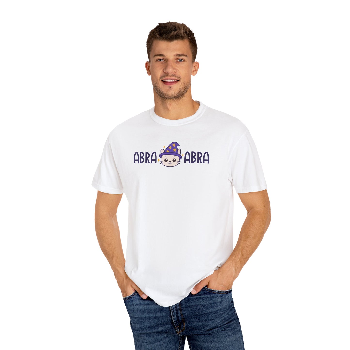 T-Shirt: AbraCatAbra - Funny Wizard Cat Graphic Tee - Magical Unisex Shirt for Cat Lovers, Gamers, Witches & Whimsical Souls