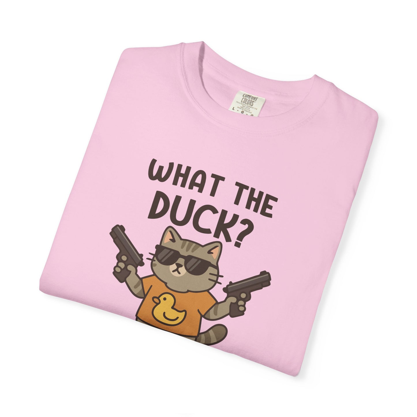 T-Shirt: What The Duck? - Funny Armed Cat Meme Graphic Tee - Humorous Unisex Shirt for Cat Lovers & Internet Humor Fans