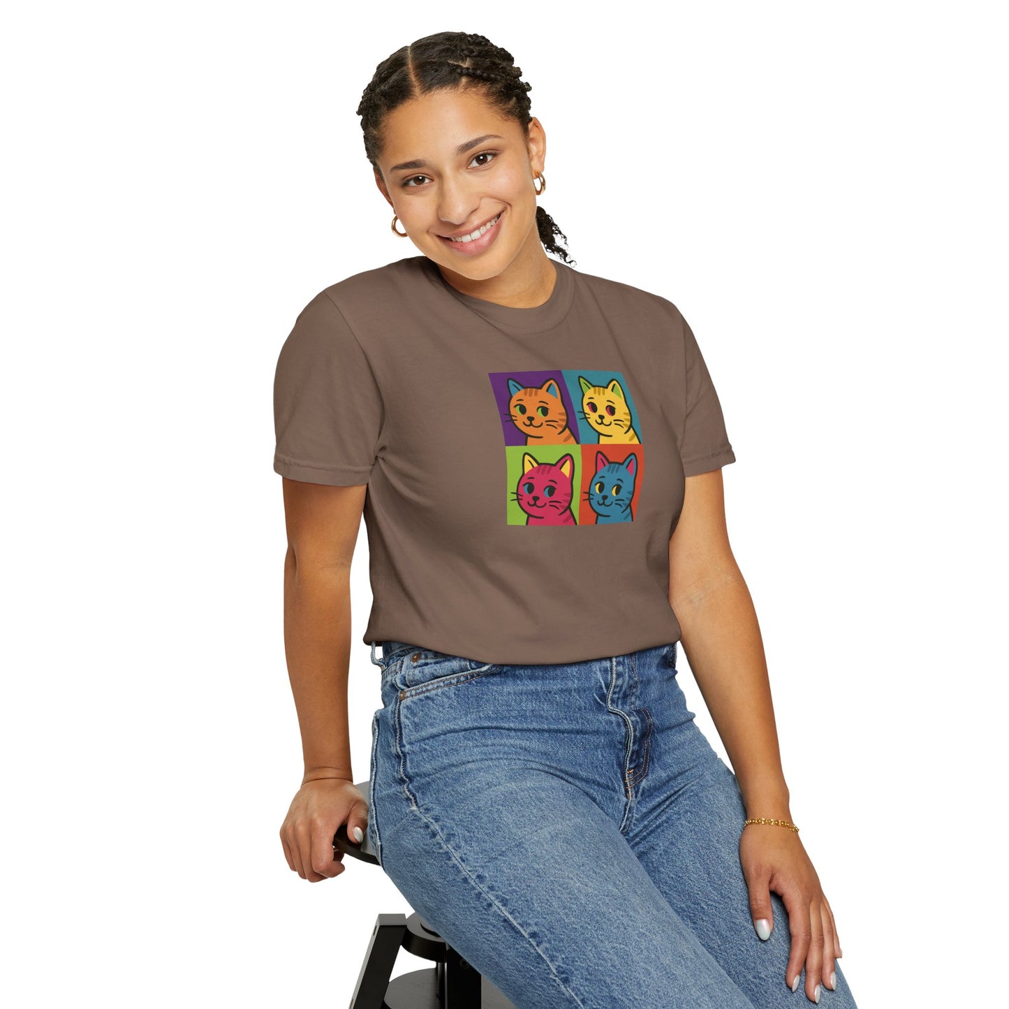 T-Shirt: Pop Art Cats - Colorful Retro Style Kitty Faces Graphic Tee - Funny Unisex Shirt for Cat Lovers and Art Fans