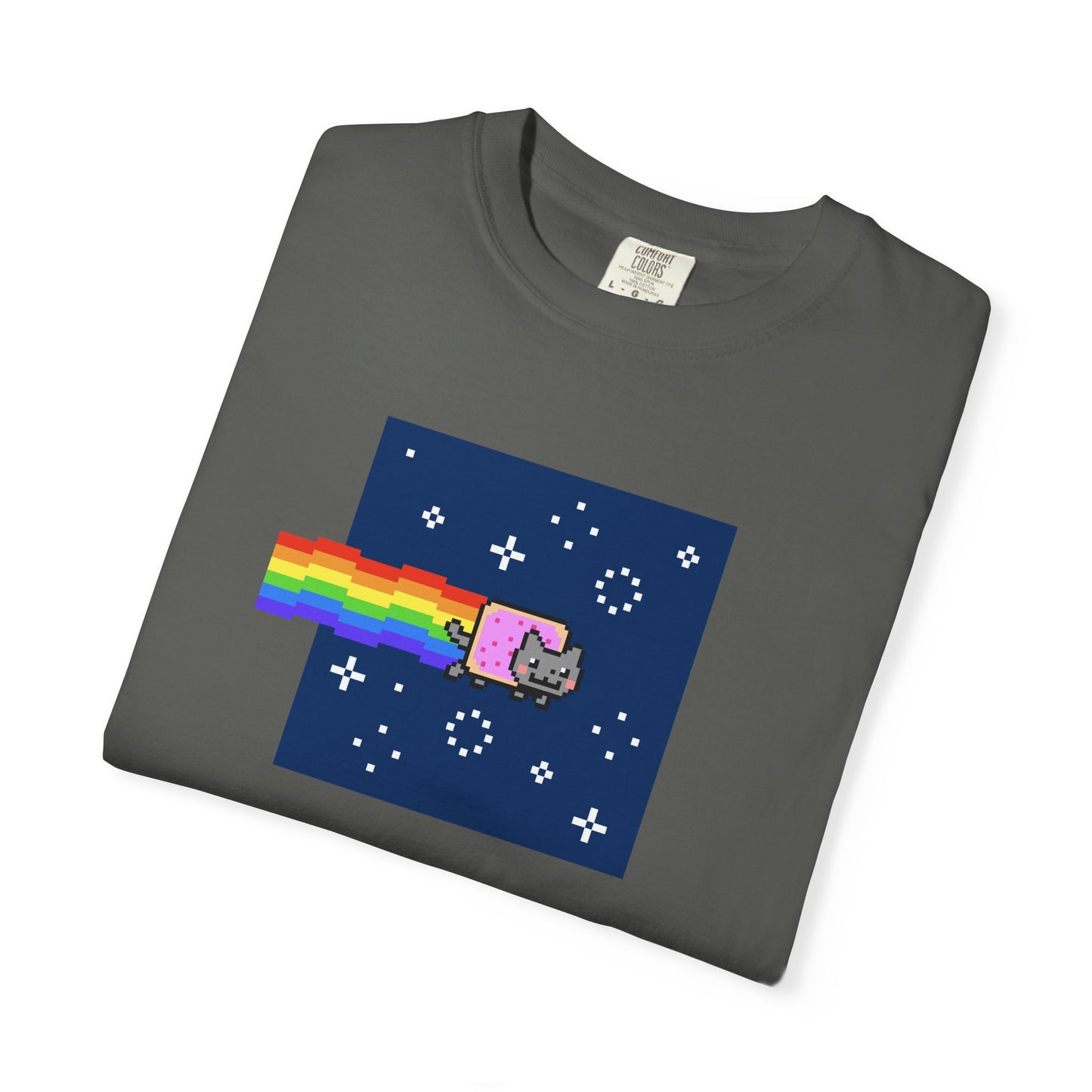 T-Shirt: Nyan Cat Meme - Funny Pixel Pop-Tart Cat in Space with Rainbow Trail - Retro Internet Viral Graphic Tee Unisex