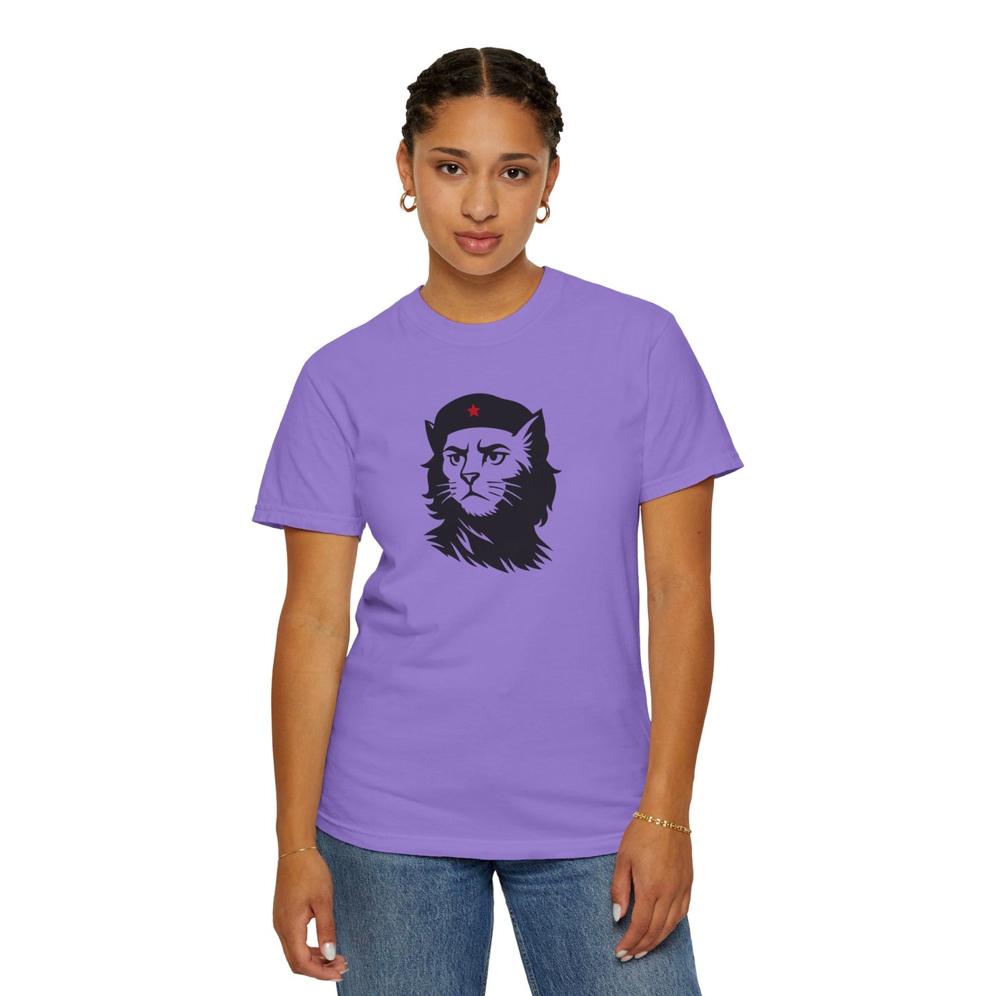 T-Shirt: Revolutionary Cat - Funny Che-Inspired Graphic Tee - Iconic Unisex Shirt for Cat Lovers and Political Satire Fans