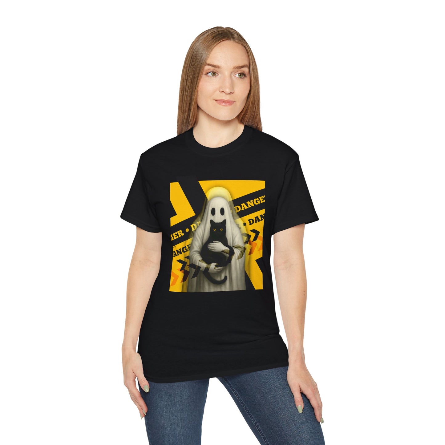 T-Shirt: Danger Cat and Ghost – Spooky Halloween Graphic Tee – Funny Unisex Shirt for Horror Fans