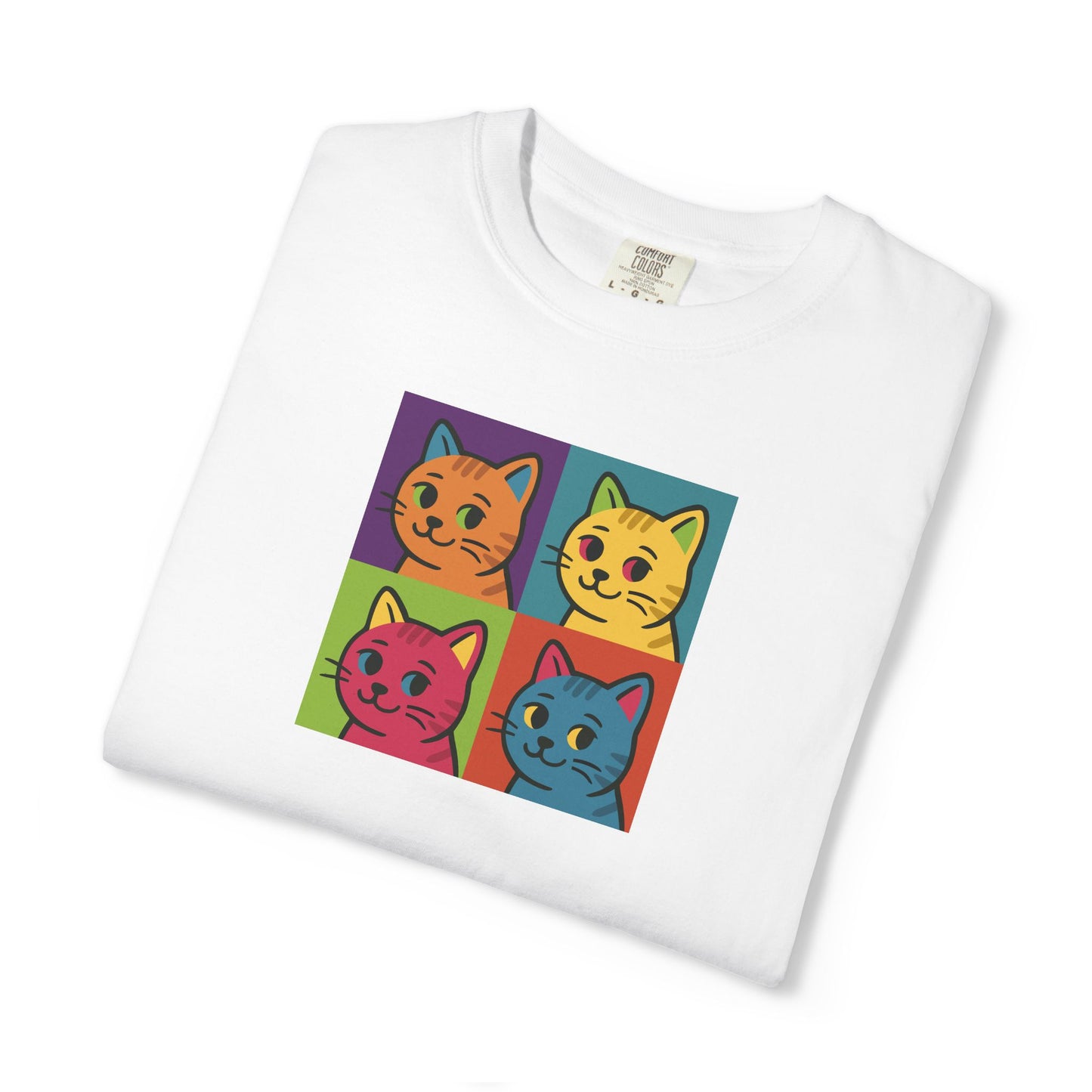 T-Shirt: Pop Art Cats - Colorful Retro Style Kitty Faces Graphic Tee - Funny Unisex Shirt for Cat Lovers and Art Fans