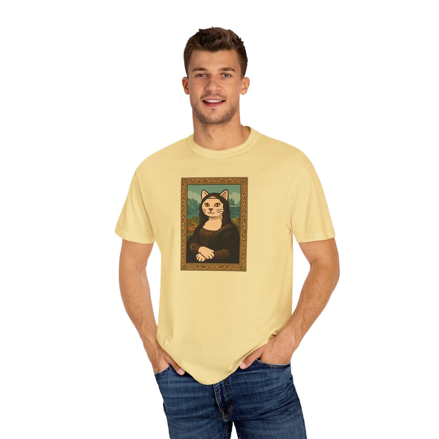 T-Shirt: Meow Mona Lisa - Cat Art Parody Graphic Tee - Leonardo da Vinci-Inspired Unisex Shirt for Cat Lovers and Art Fans