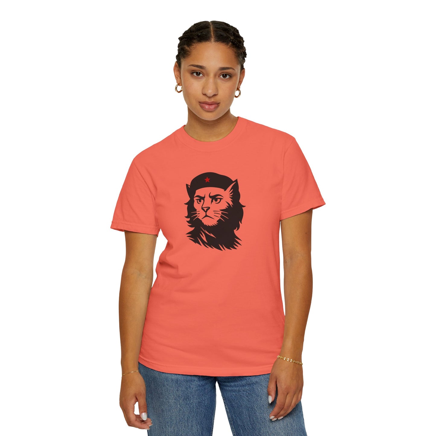 T-Shirt: Revolutionary Cat - Funny Che-Inspired Graphic Tee - Iconic Unisex Shirt for Cat Lovers and Political Satire Fans