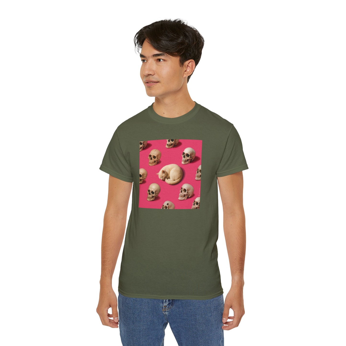 T-Shirt: The Cat and His Former Owners – Dark Humor Cat Graphic Tee – Funny Spooky Skull Unisex Shirt for Gothic Vibes