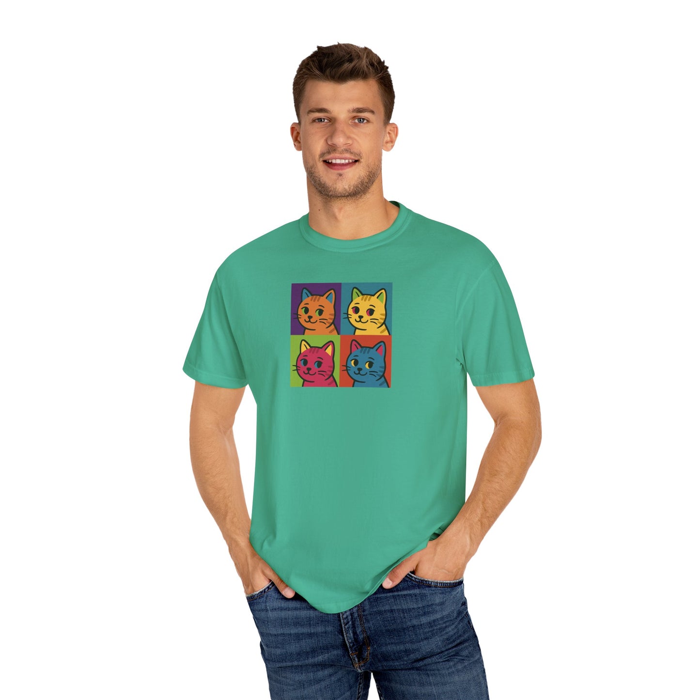 T-Shirt: Pop Art Cats - Colorful Retro Style Kitty Faces Graphic Tee - Funny Unisex Shirt for Cat Lovers and Art Fans