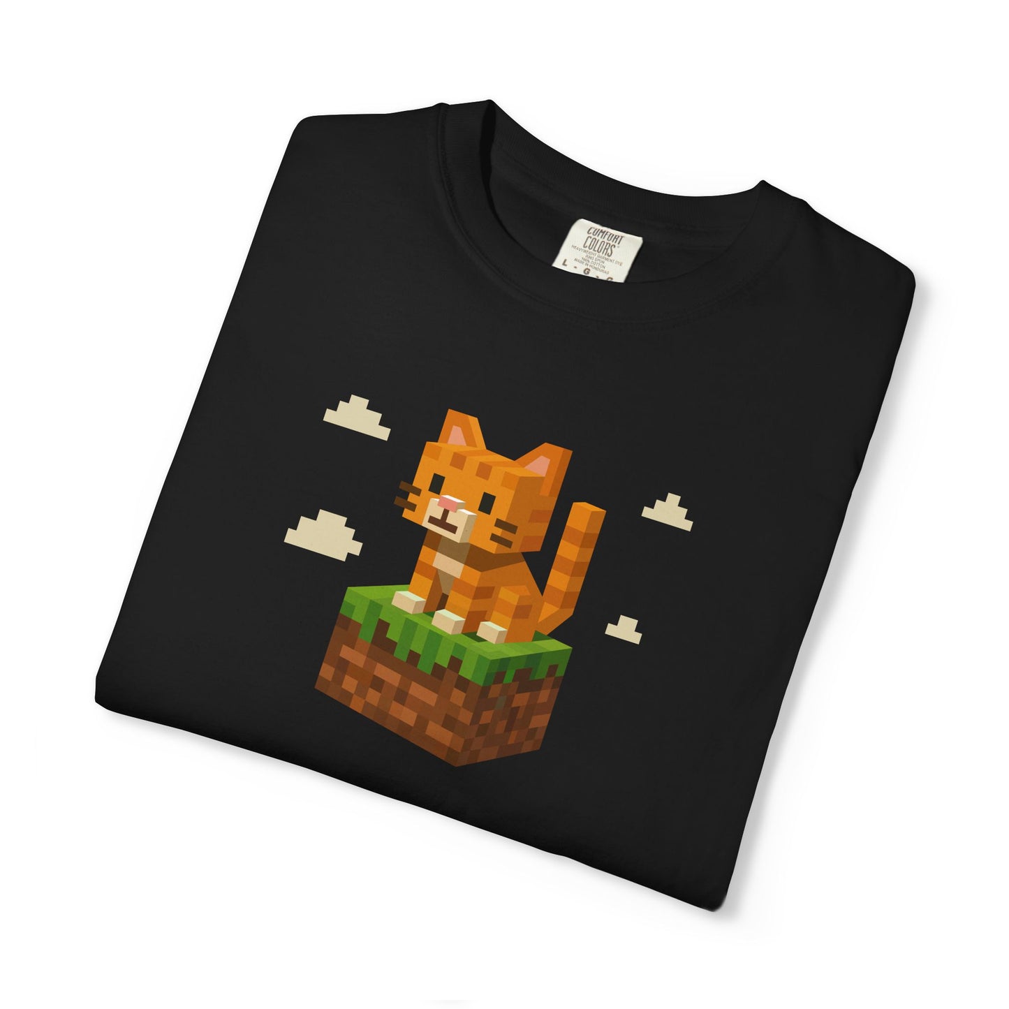 T-Shirt: Pixel Cat - Pixel Style Kitty Graphic Tee - Funny Unisex Shirt for Gamers and Cat Lovers with Retro Vibes