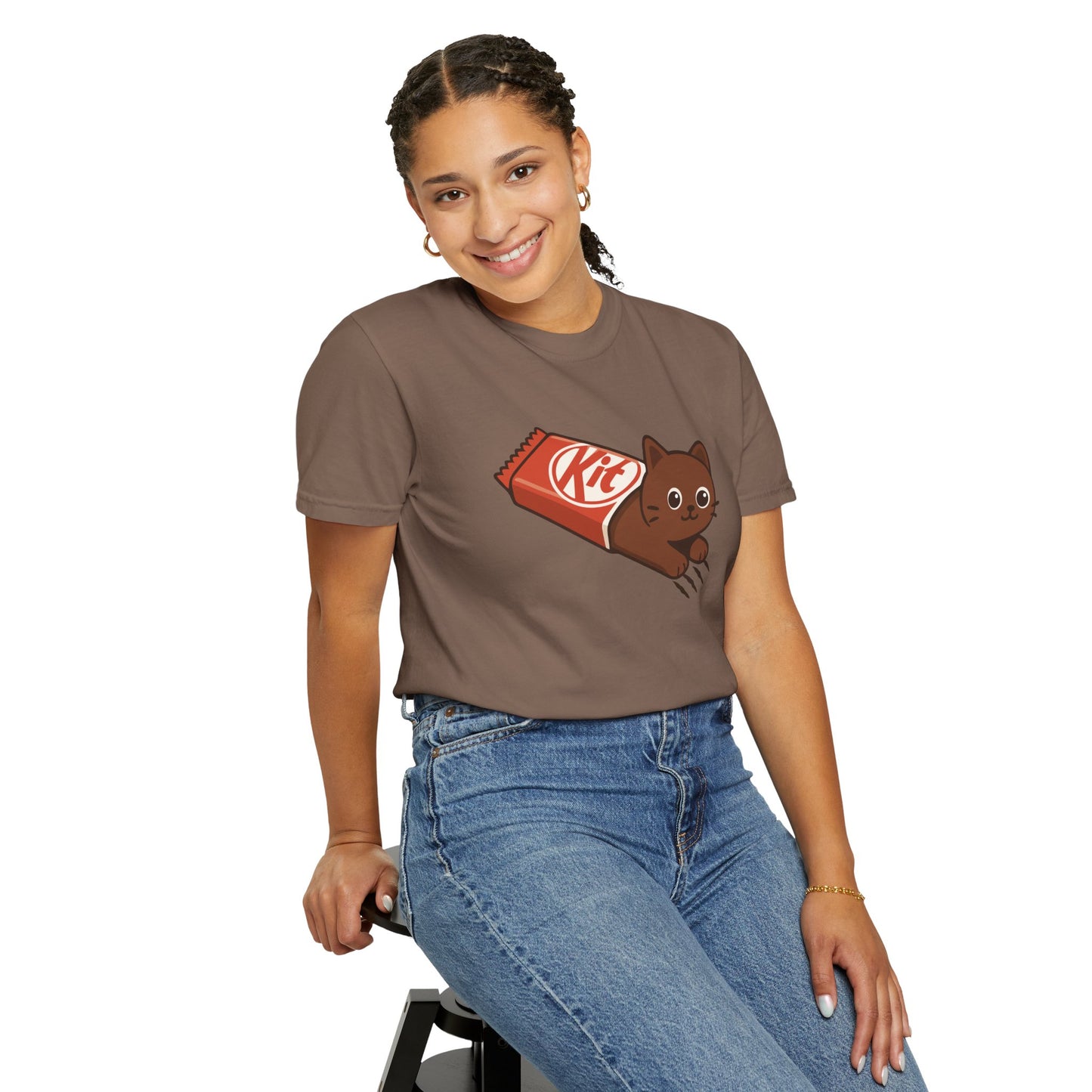 T-Shirt: KitCat Chocolate – Funny Kitten & Candy Bar Graphic Tee – Cute Cat Meme Shirt