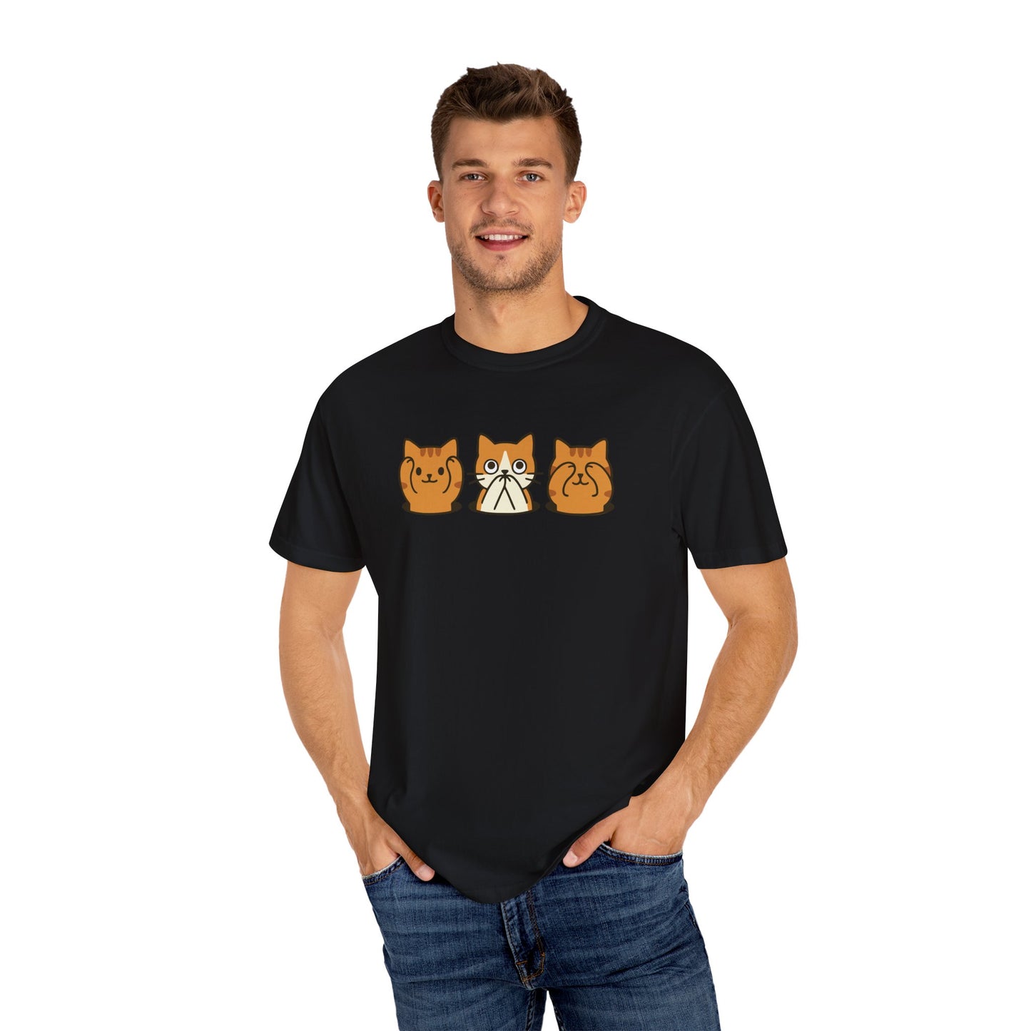 T-Shirt: Three Wise Cats - Funny See No Evil, Hear No Evil, Speak No Evil Kitty Tee - Cute Unisex Shirt for Cat Lovers