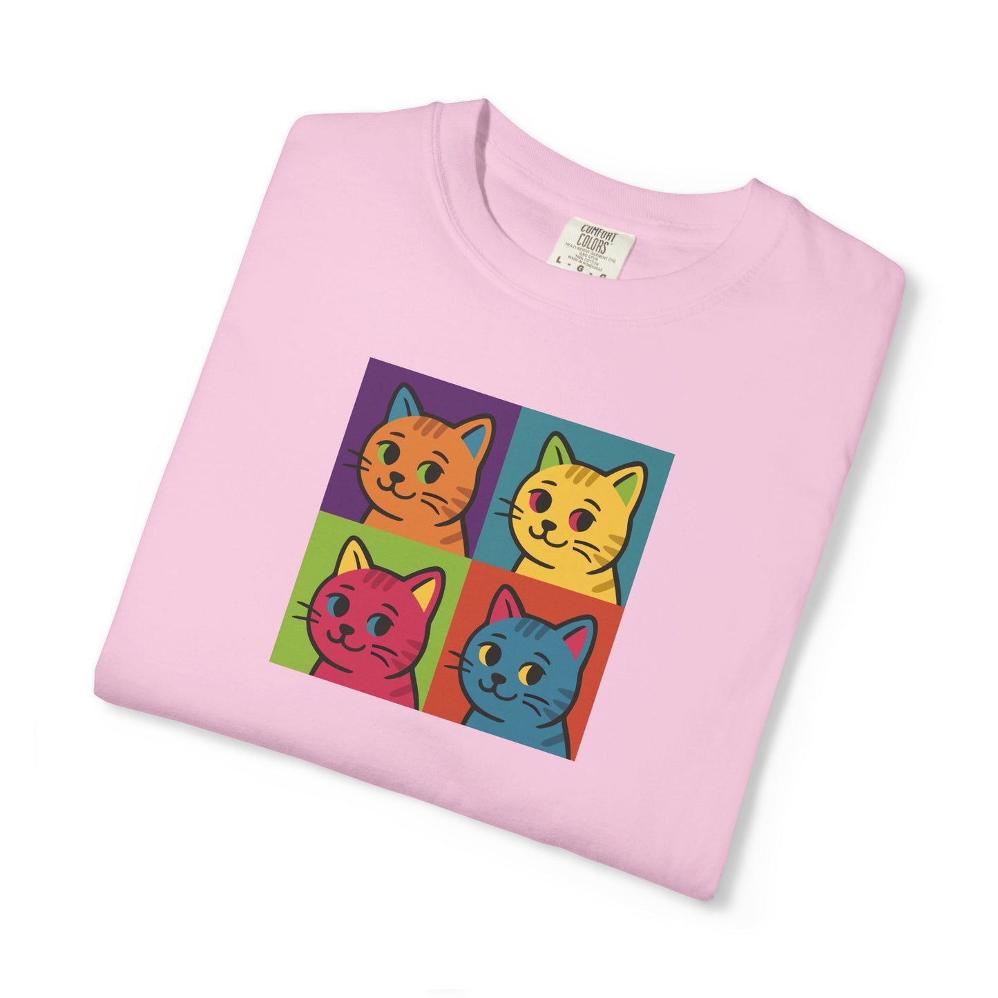 T-Shirt: Pop Art Cats - Colorful Retro Style Kitty Faces Graphic Tee - Funny Unisex Shirt for Cat Lovers and Art Fans