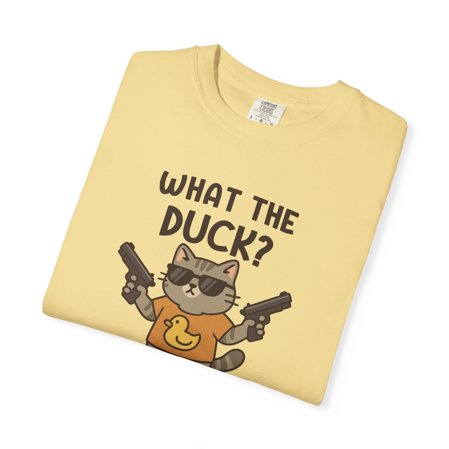 T-Shirt: What The Duck? - Funny Armed Cat Meme Graphic Tee - Humorous Unisex Shirt for Cat Lovers & Internet Humor Fans