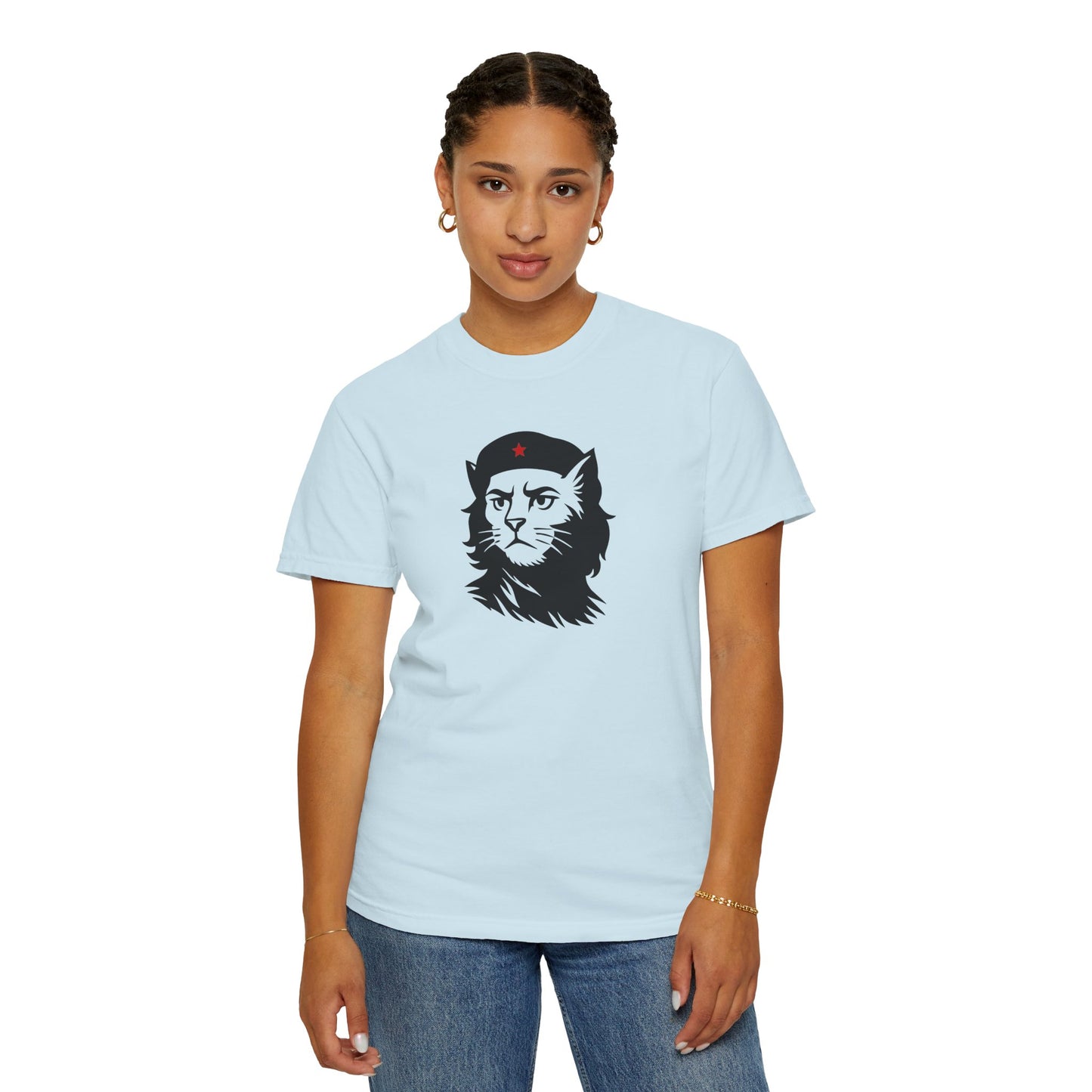 T-Shirt: Revolutionary Cat - Funny Che-Inspired Graphic Tee - Iconic Unisex Shirt for Cat Lovers and Political Satire Fans