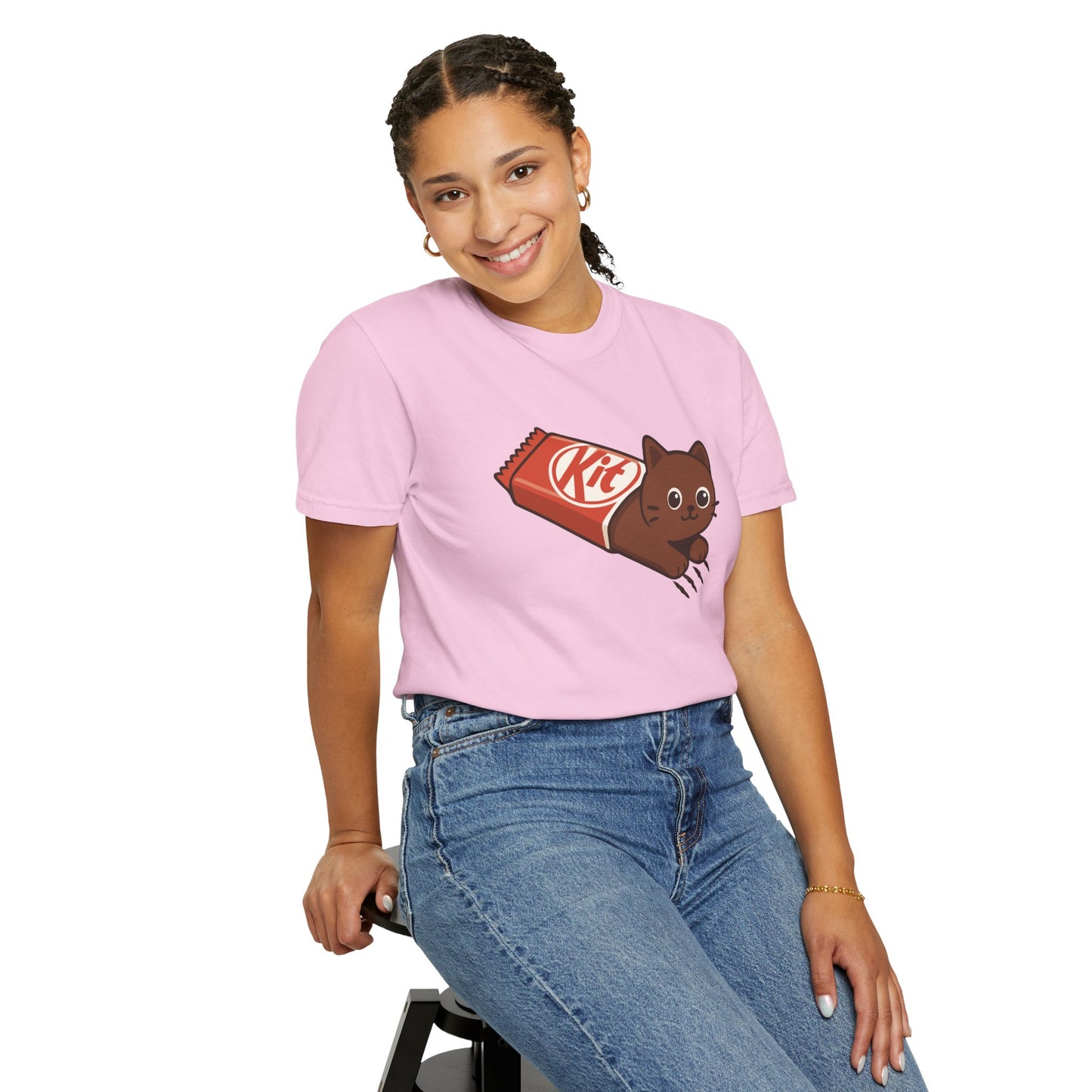 T-Shirt: KitCat Chocolate – Funny Kitten & Candy Bar Graphic Tee – Cute Cat Meme Shirt
