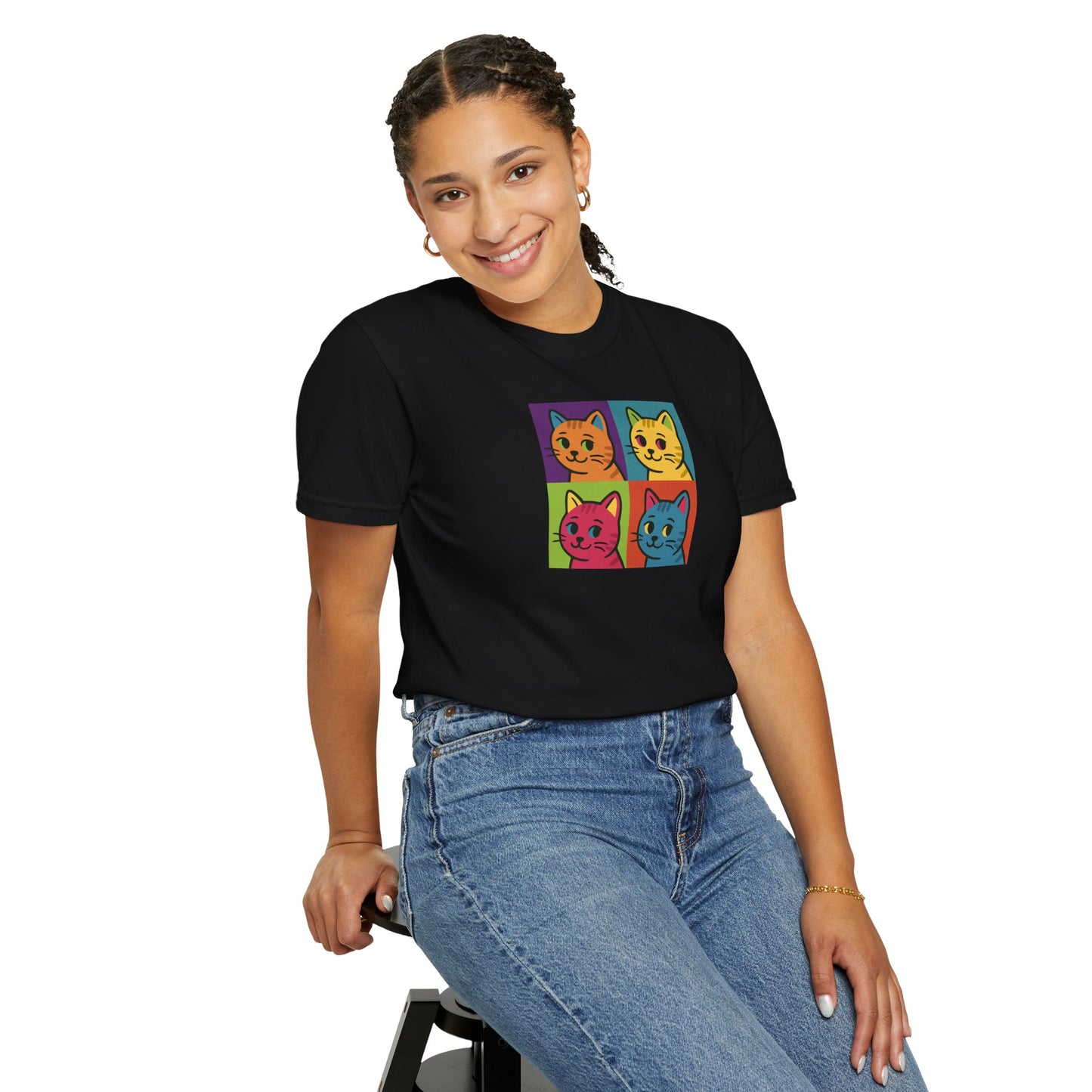 T-Shirt: Pop Art Cats - Colorful Retro Style Kitty Faces Graphic Tee - Funny Unisex Shirt for Cat Lovers and Art Fans