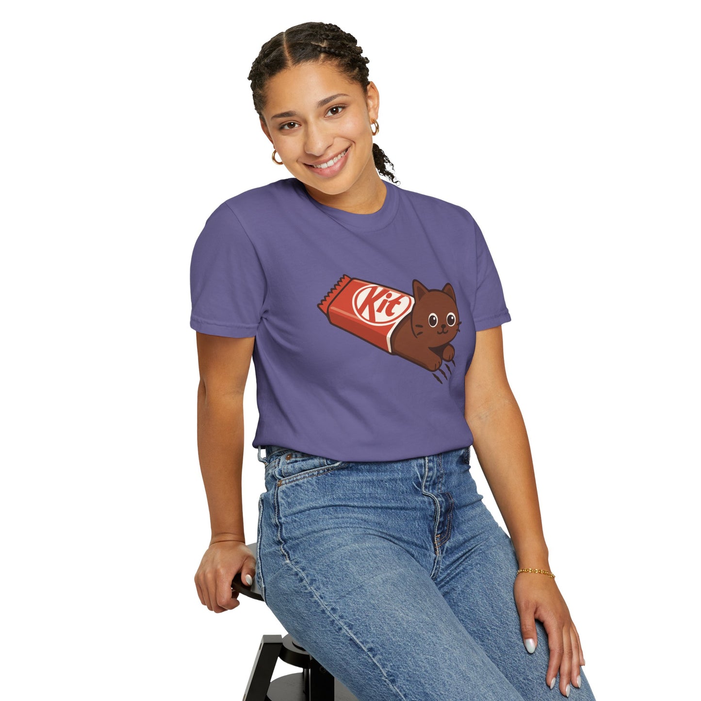 T-Shirt: KitCat Chocolate – Funny Kitten & Candy Bar Graphic Tee – Cute Cat Meme Shirt