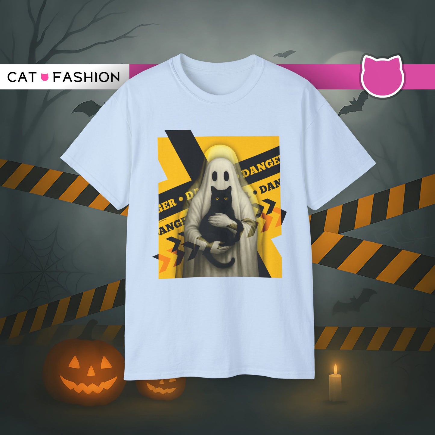T-Shirt: Danger Cat and Ghost – Spooky Halloween Graphic Tee – Funny Unisex Shirt for Horror Fans