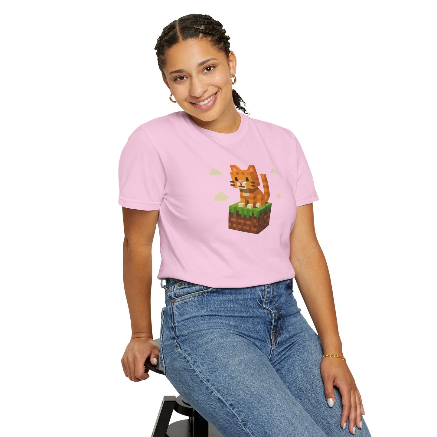 T-Shirt: Pixel Cat - Pixel Style Kitty Graphic Tee - Funny Unisex Shirt for Gamers and Cat Lovers with Retro Vibes