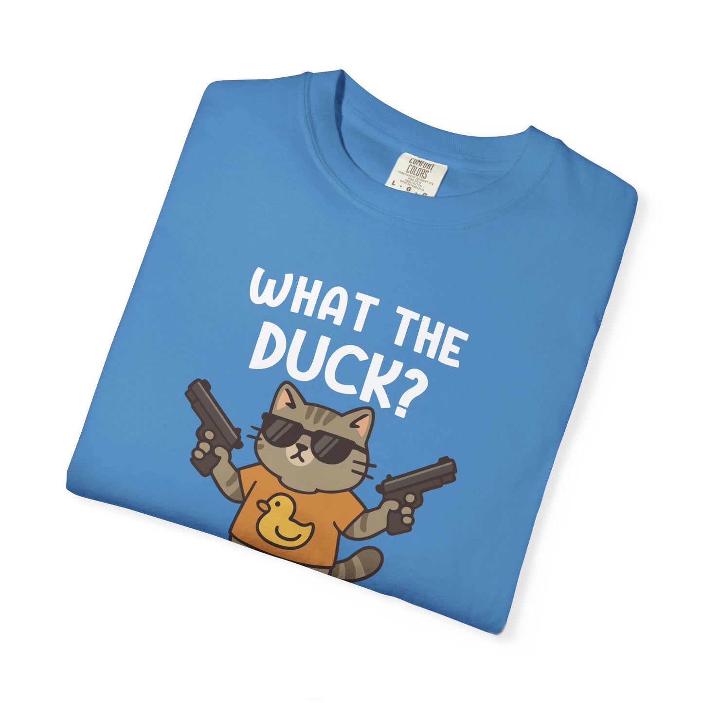 T-Shirt: What The Duck? - Funny Armed Cat Meme Graphic Tee - Humorous Unisex Shirt for Cat Lovers & Internet Humor Fans