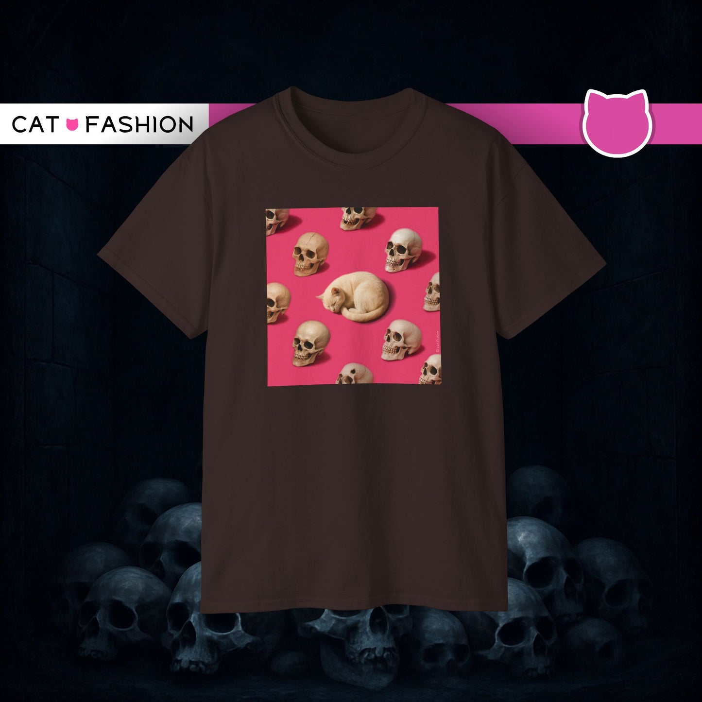 T-Shirt: The Cat and His Former Owners – Dark Humor Cat Graphic Tee – Funny Spooky Skull Unisex Shirt for Gothic Vibes