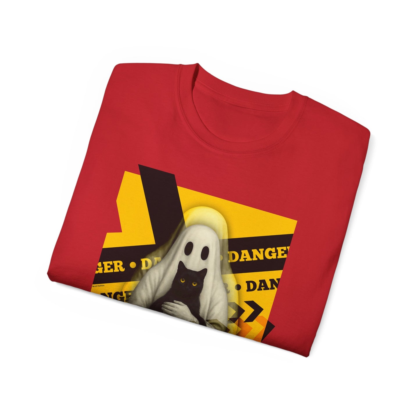T-Shirt: Danger Cat and Ghost – Spooky Halloween Graphic Tee – Funny Unisex Shirt for Horror Fans
