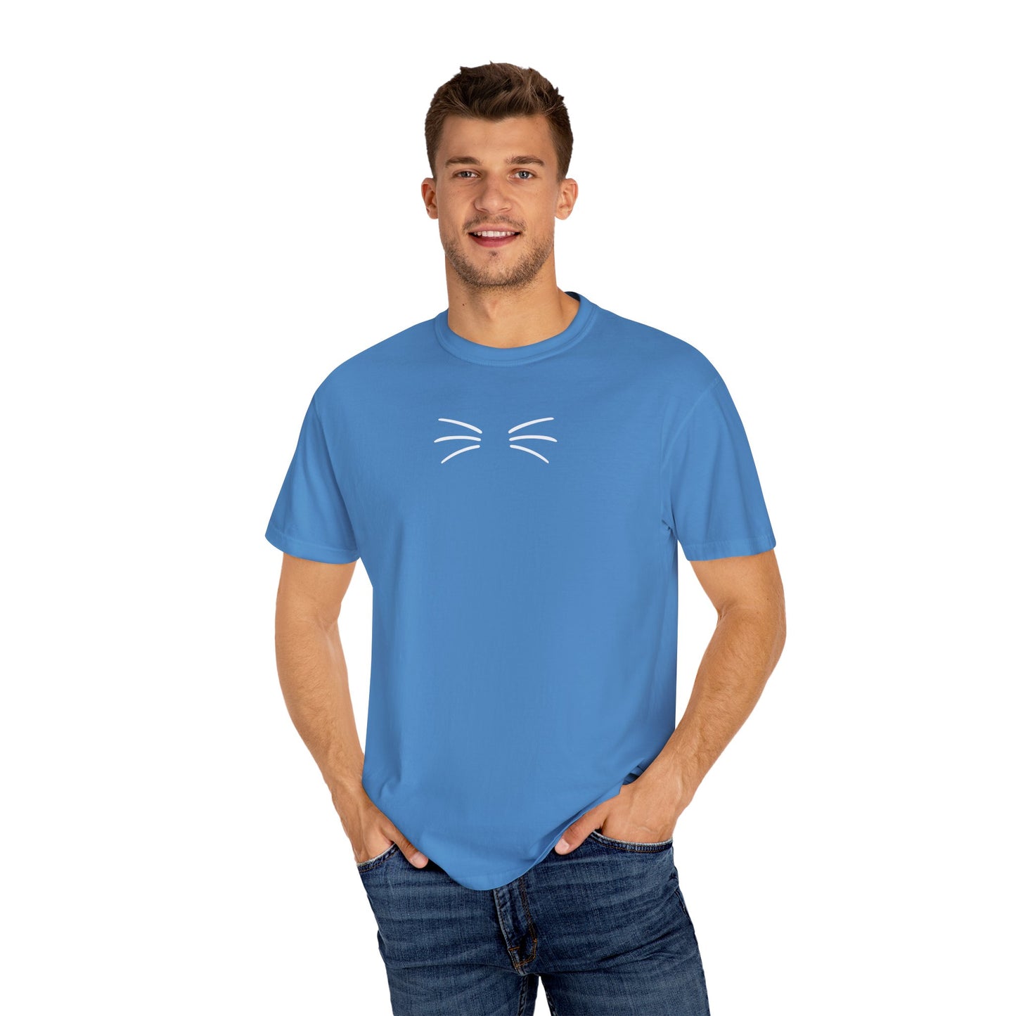 T-Shirt: Just Cat Whiskers – Minimalist Kitty Graphic Tee – Simple Cute Design Unisex Shirt for Everyday Style