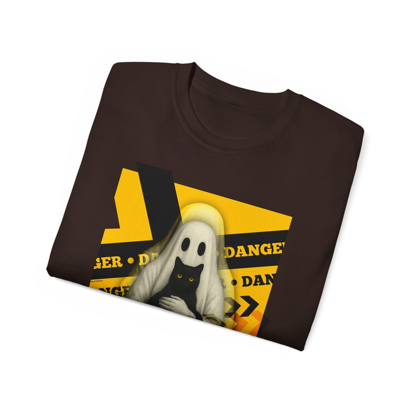T-Shirt: Danger Cat and Ghost – Spooky Halloween Graphic Tee – Funny Unisex Shirt for Horror Fans