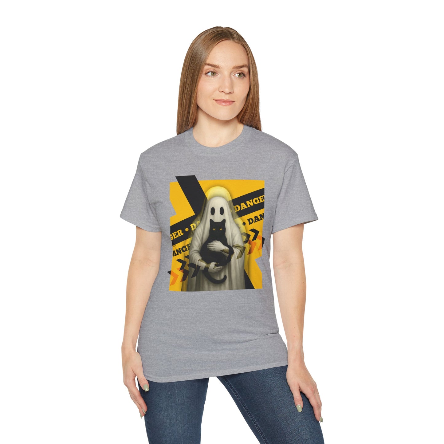 T-Shirt: Danger Cat and Ghost – Spooky Halloween Graphic Tee – Funny Unisex Shirt for Horror Fans