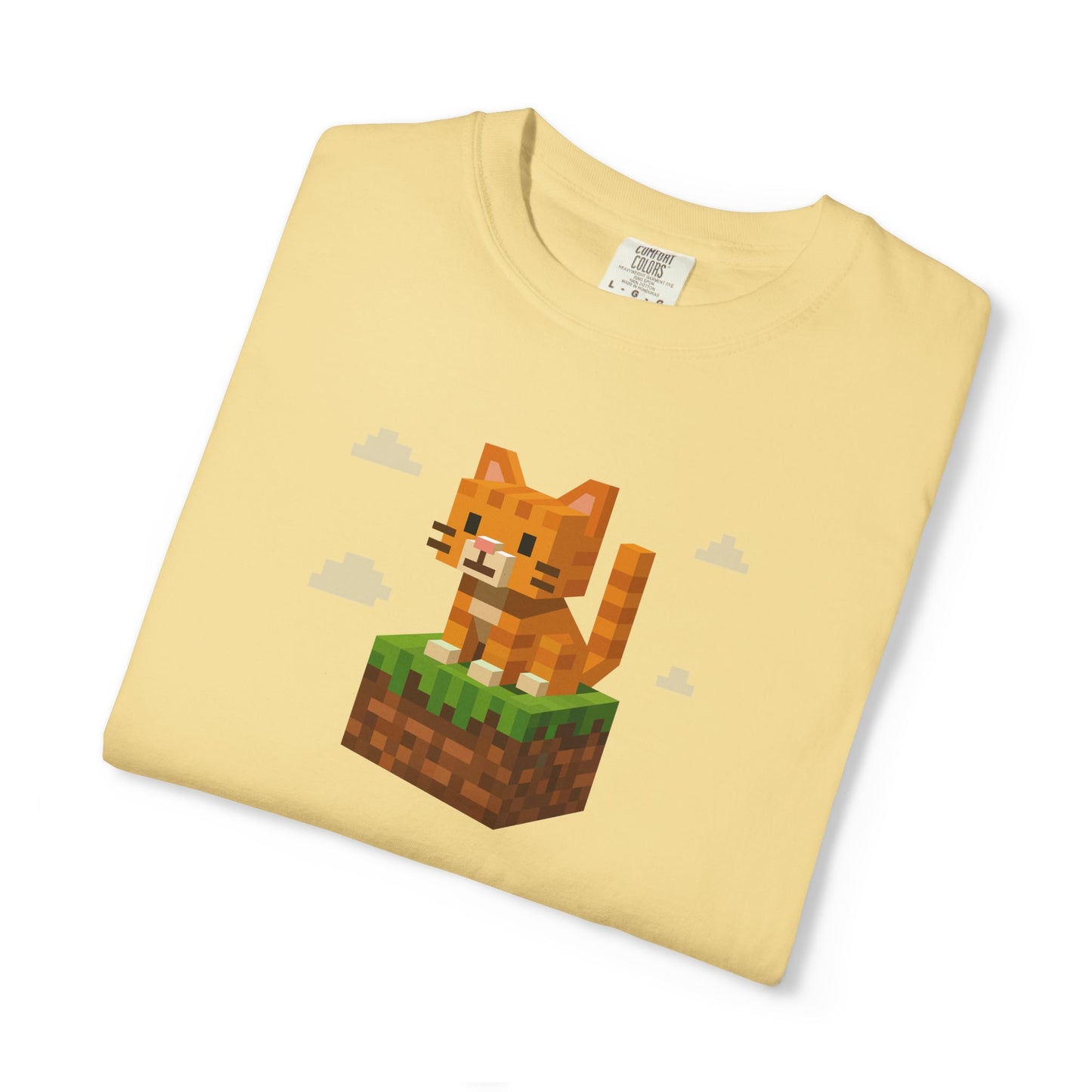 T-Shirt: Pixel Cat - Pixel Style Kitty Graphic Tee - Funny Unisex Shirt for Gamers and Cat Lovers with Retro Vibes