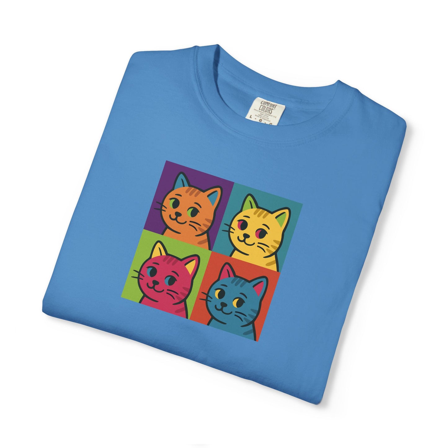 T-Shirt: Pop Art Cats - Colorful Retro Style Kitty Faces Graphic Tee - Funny Unisex Shirt for Cat Lovers and Art Fans