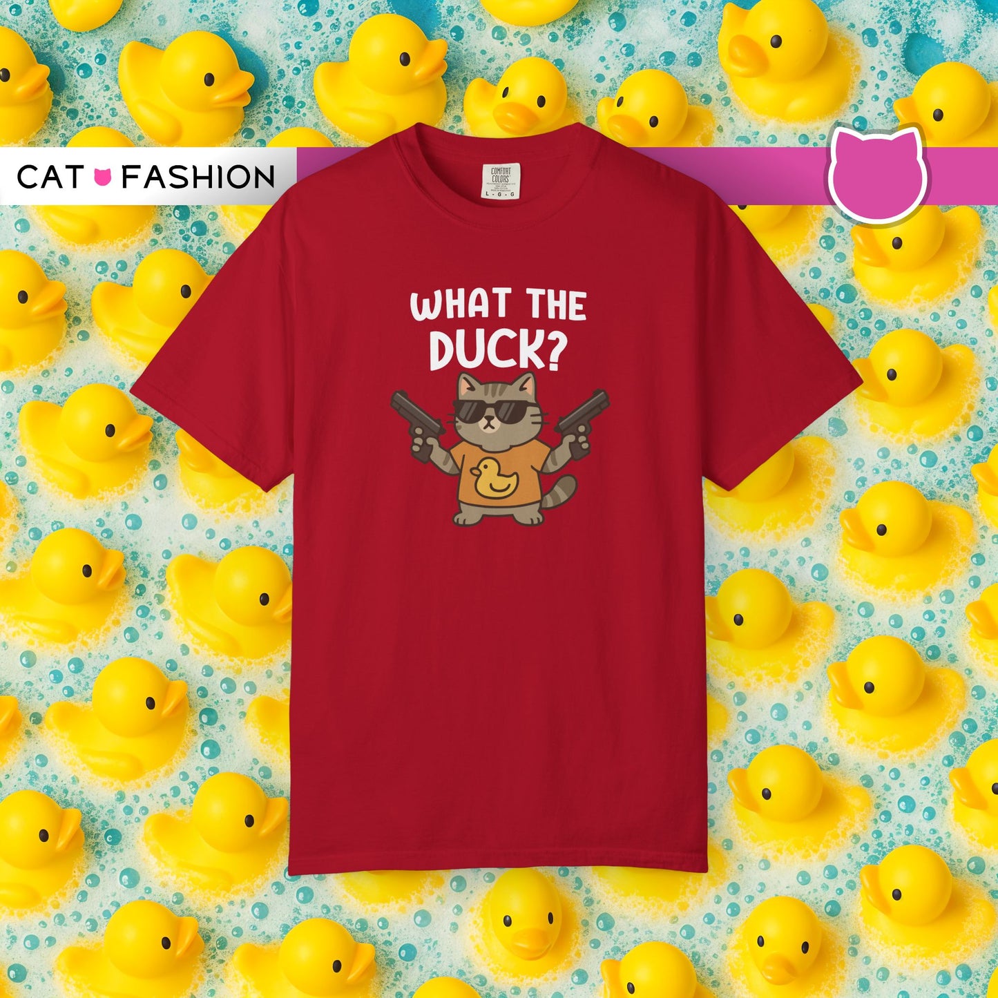 T-Shirt: What The Duck? - Funny Armed Cat Meme Graphic Tee - Humorous Unisex Shirt for Cat Lovers & Internet Humor Fans