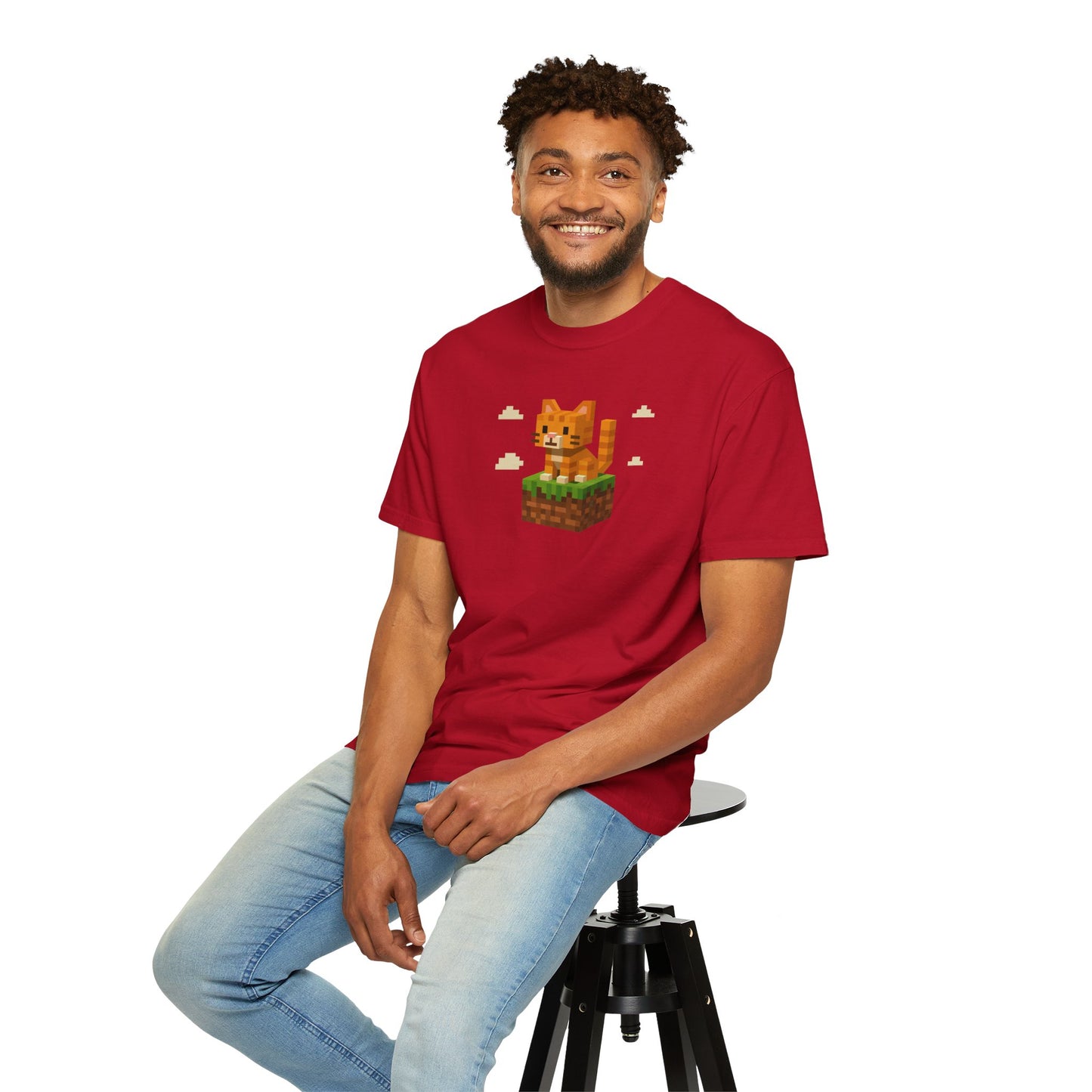 T-Shirt: Pixel Cat - Pixel Style Kitty Graphic Tee - Funny Unisex Shirt for Gamers and Cat Lovers with Retro Vibes