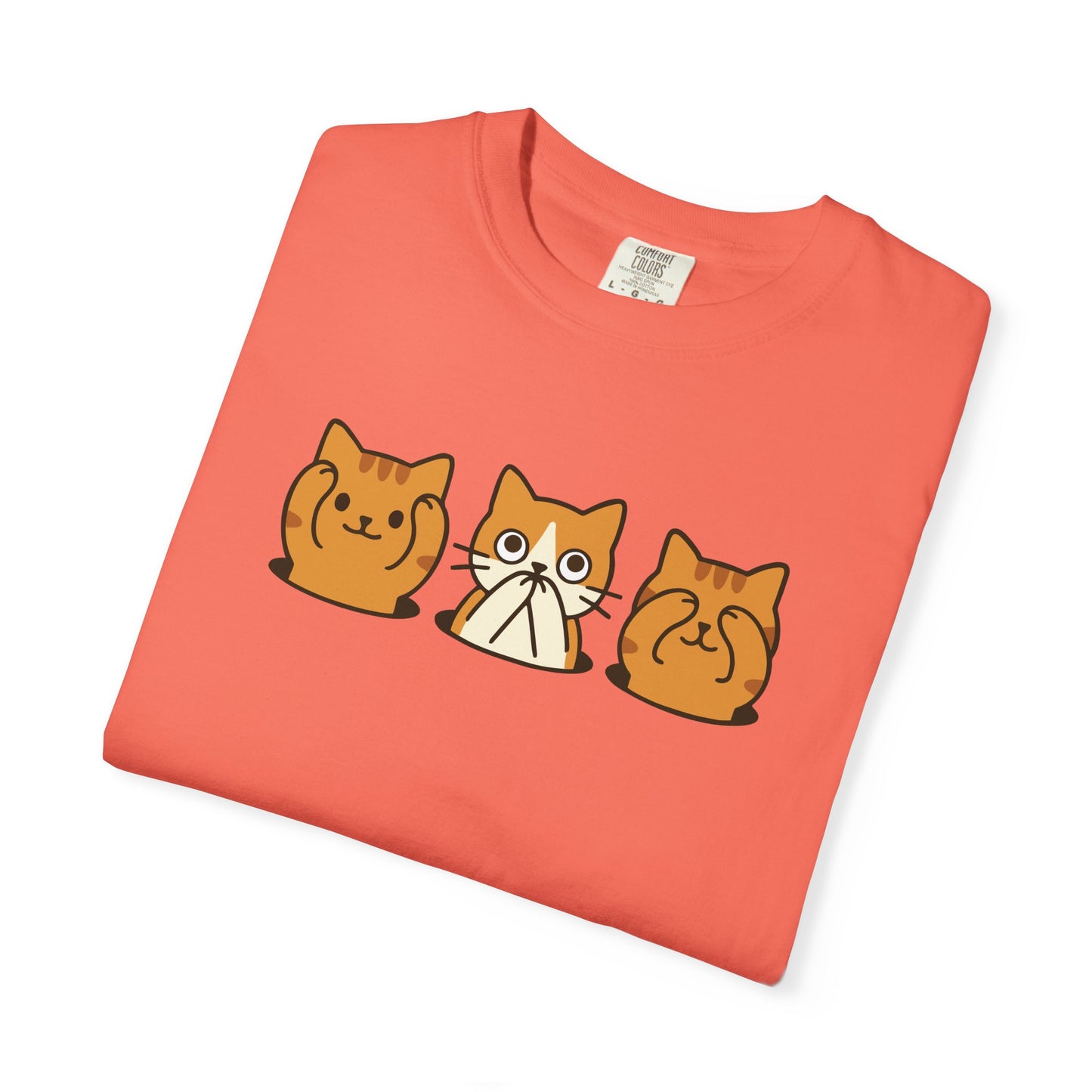 T-Shirt: Three Wise Cats - Funny See No Evil, Hear No Evil, Speak No Evil Kitty Tee - Cute Unisex Shirt for Cat Lovers