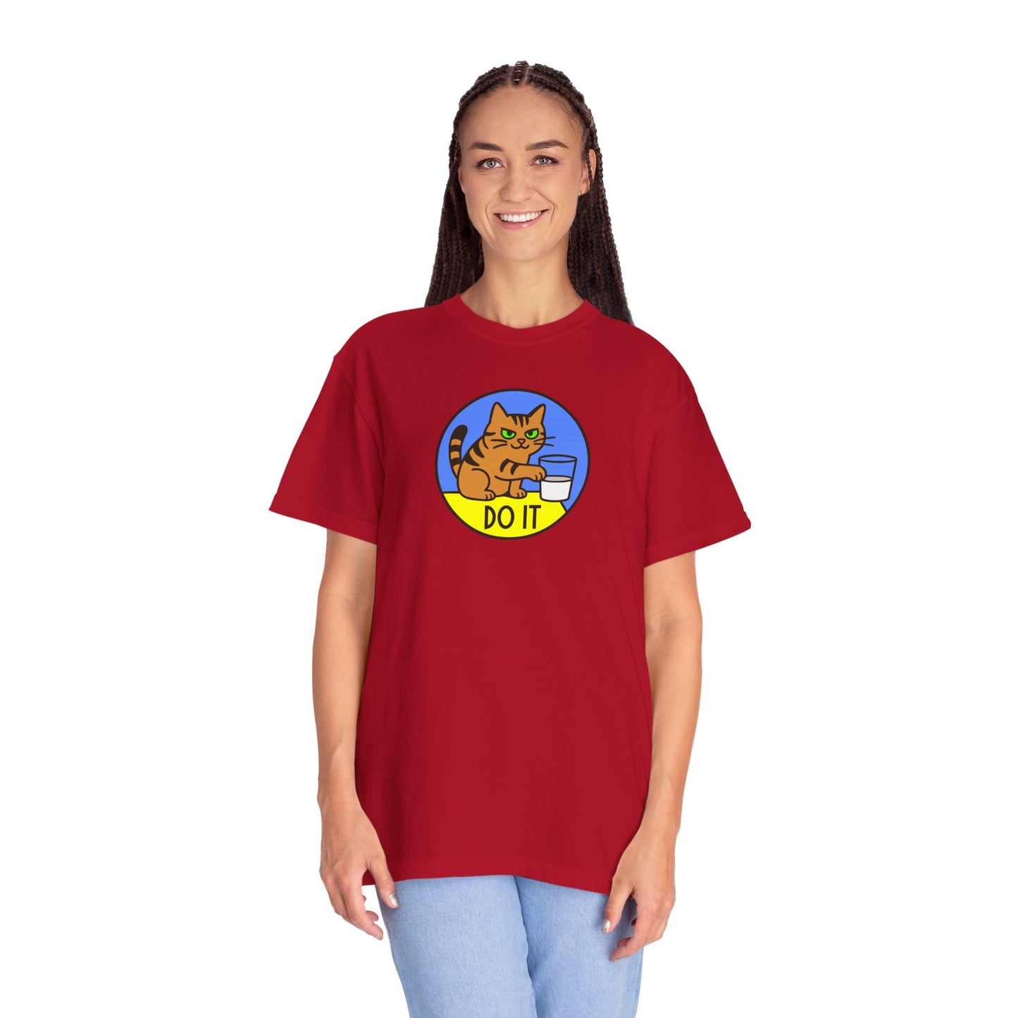 T-Shirt: Do It - Funny Cat Meme Graphic Tee with Kitty and Glass - Mischievous Unisex Shirt for Chaos-Loving Cat People