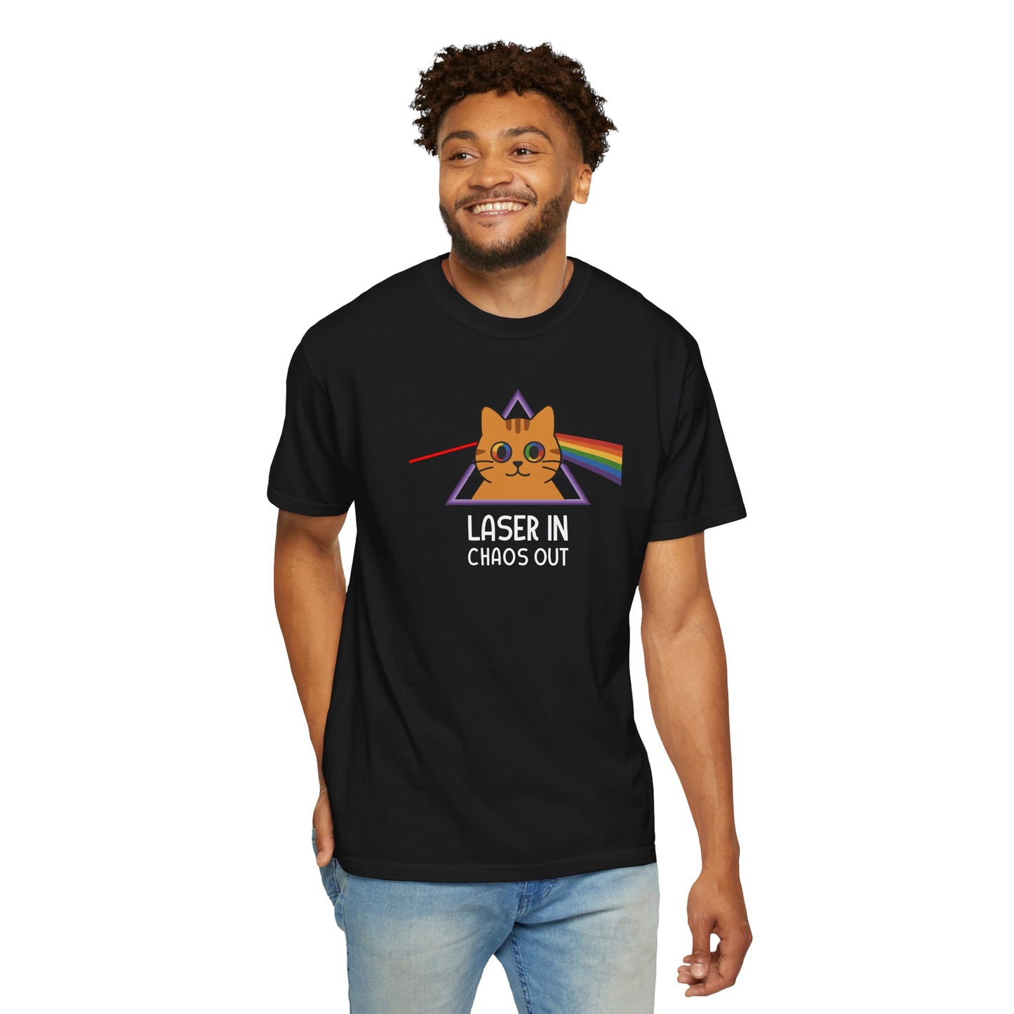 T-Shirt: Laser In - Chaos Out Cat Tee - Funny Rainbow Triangle Meme Shirt - Unisex Graphic Top for Nerds, Gamers and Cat People