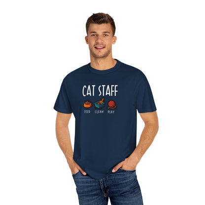 T-Shirt: Cat Staff Duties – Funny Pet Parent Graphic Tee – Cute Unisex Shirt Who Serve Their Furry Boss