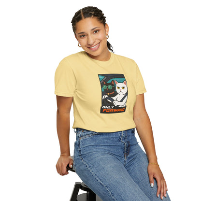 T-Shirt: Only Forward – Funny Cats Driving Graphic Tee – Cool Meme Shirt for Road Trip Fans