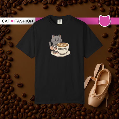 T-Shirt: Ballerina Meow Cappuccino – Cute Cat Ballet Coffee Lover Graphic Tee – Whimsical Unisex Shirt for Cozy Vibes & Caffeine Fans