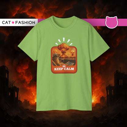 T-Shirt: Keep Calm – Surreal Cat in Chaos Artwork – Funny Apocalypse Parody for Dark Humor Fans