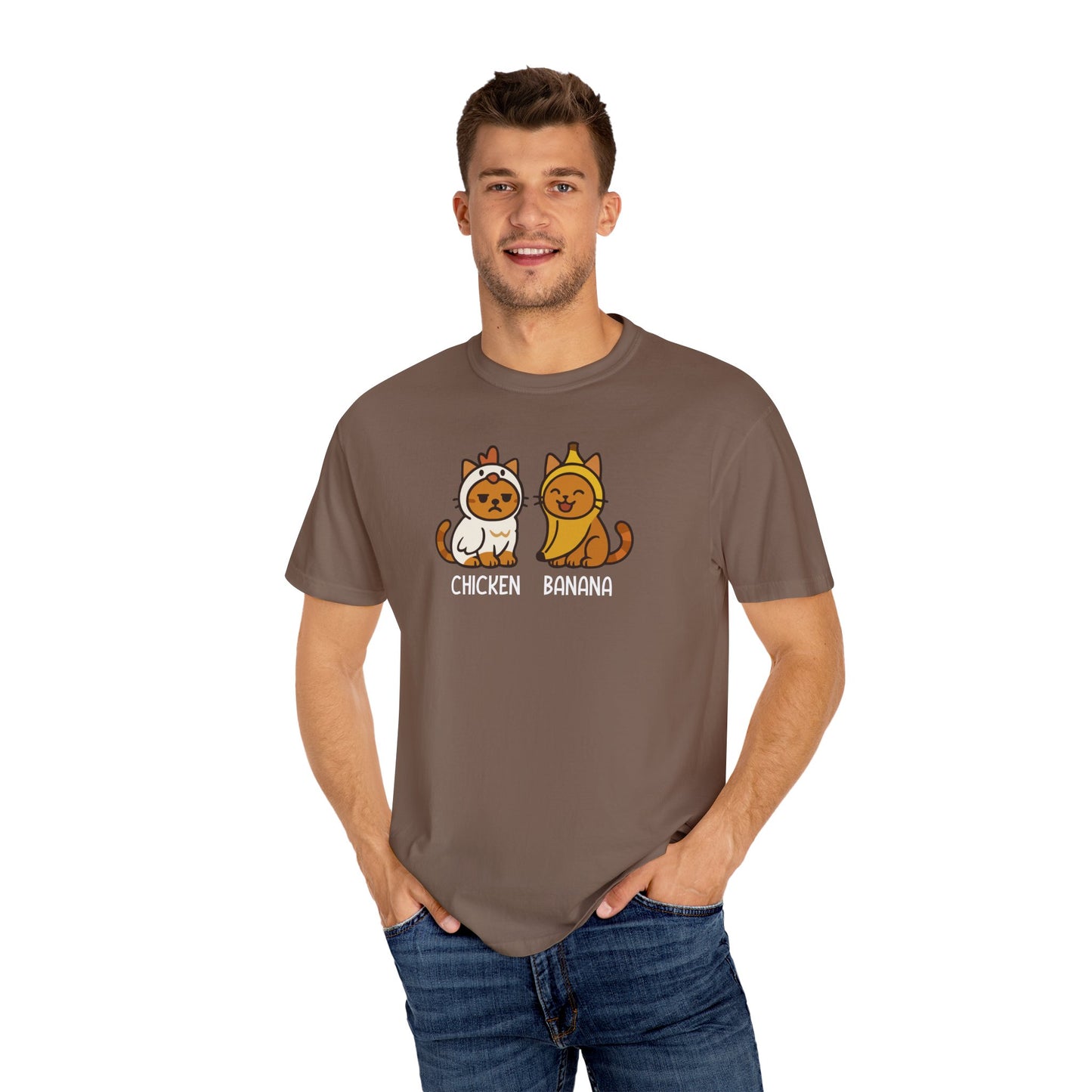 T-Shirt: Chicken Banana - Funny Viral Meme Cat Costume Tee - Cute Unisex Shirt for Cat Lovers, Trend Fans and Kawaii Humor