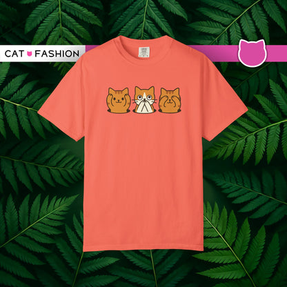 T-Shirt: Three Wise Cats - Funny See No Evil, Hear No Evil, Speak No Evil Kitty Tee - Cute Unisex Shirt for Cat Lovers